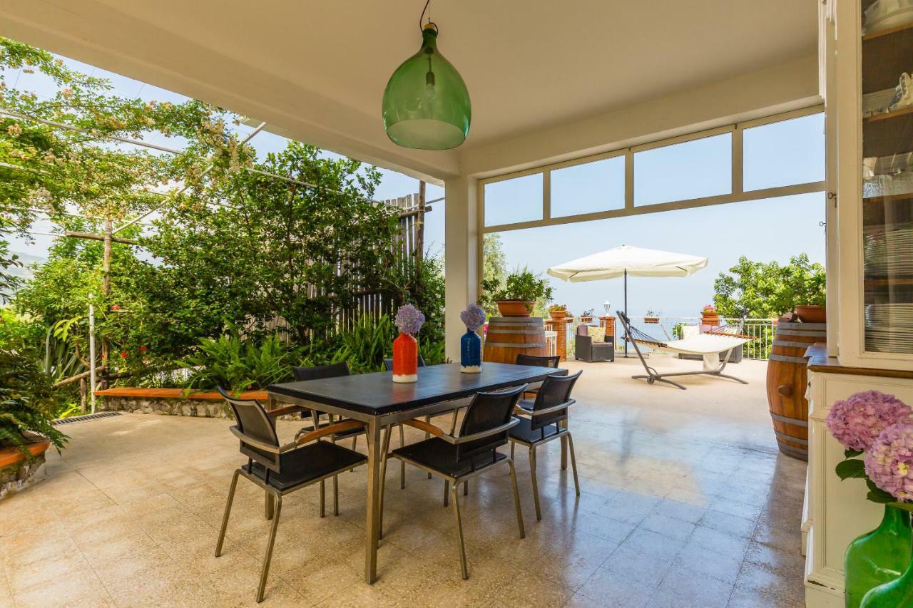 Villa Sorrento Flats Eksteriør billede