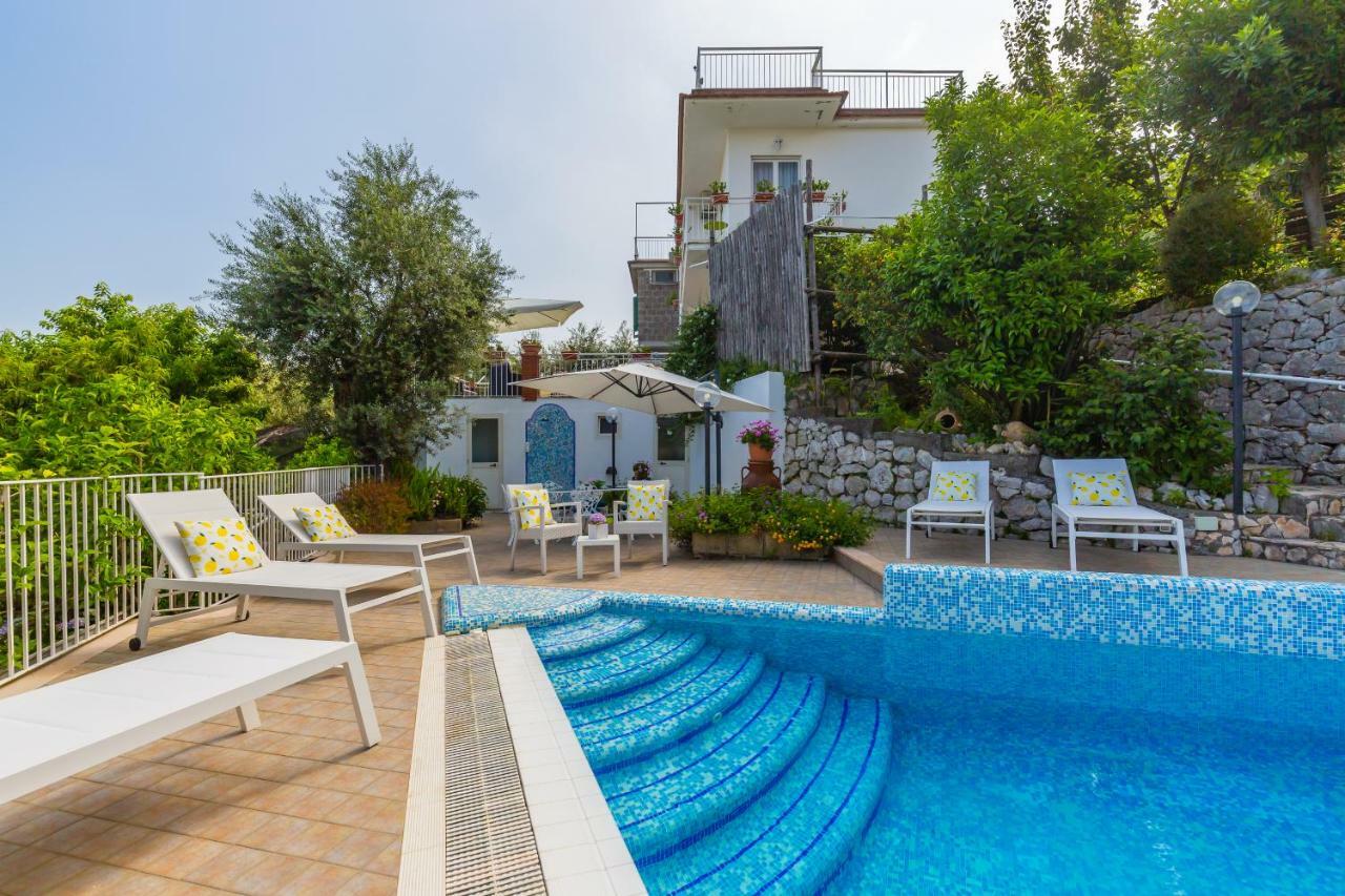 Villa Sorrento Flats Eksteriør billede
