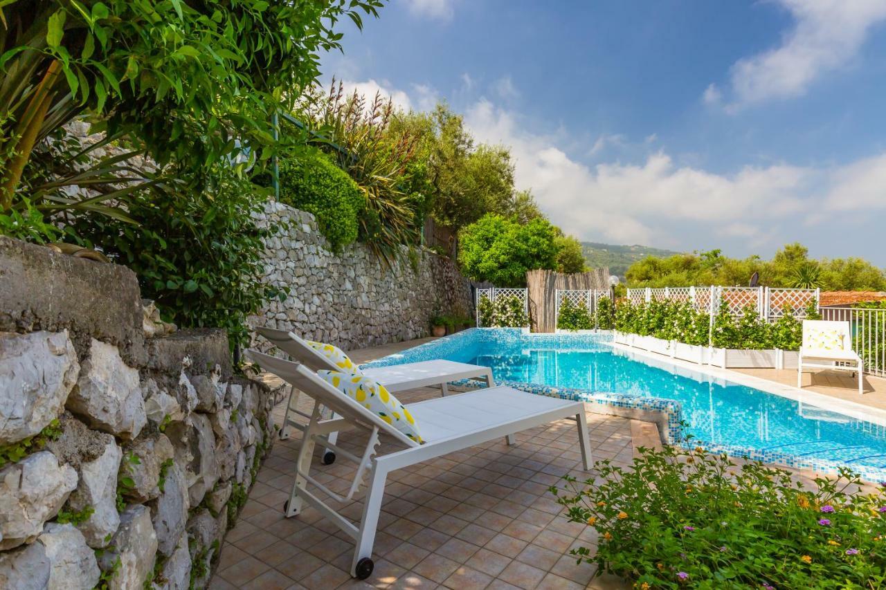 Villa Sorrento Flats Eksteriør billede