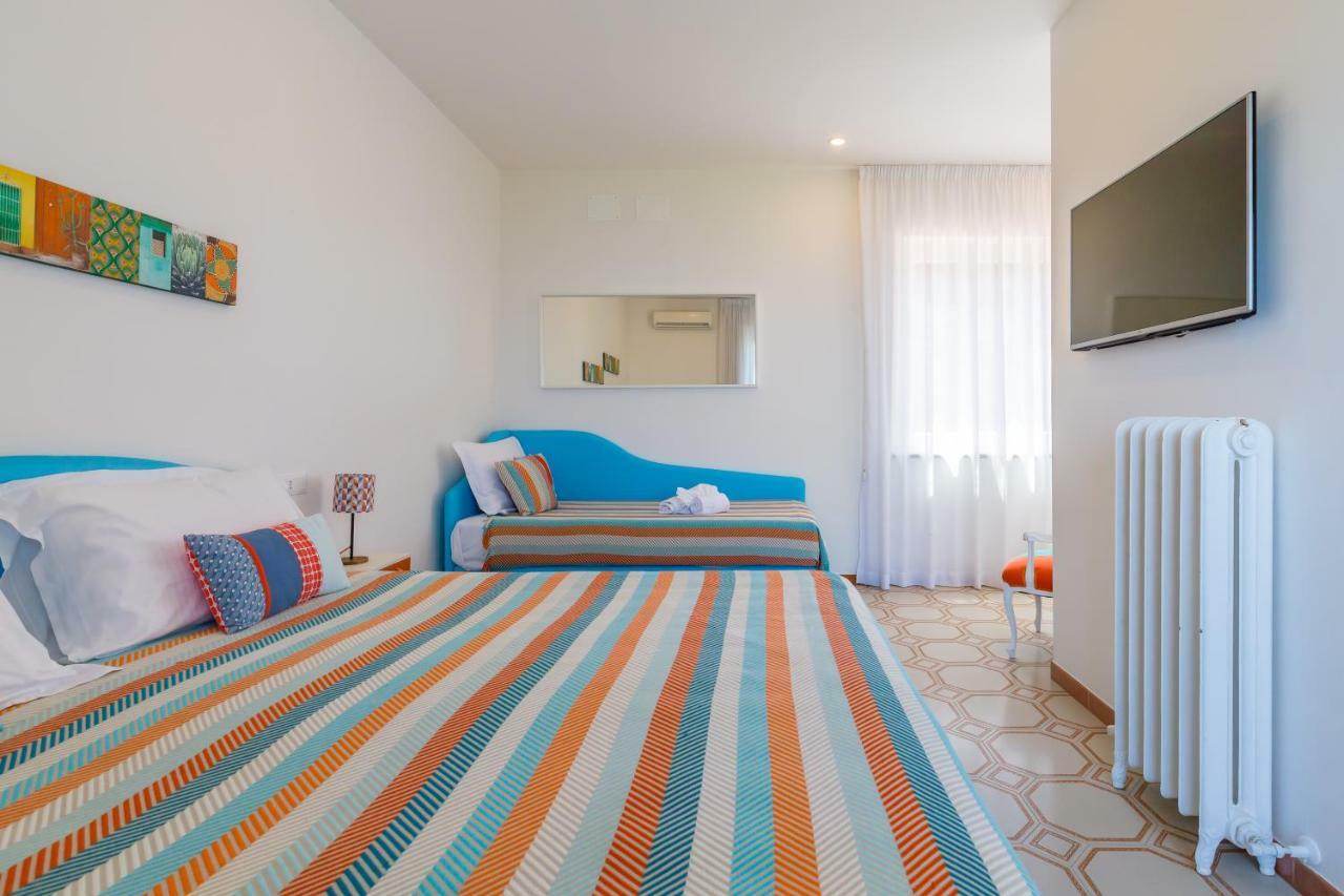 Villa Sorrento Flats Eksteriør billede